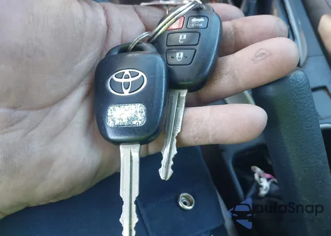 2015 Toyota Corolla Le из США, поврежденный, VIN 2T1BURHE3FC311356